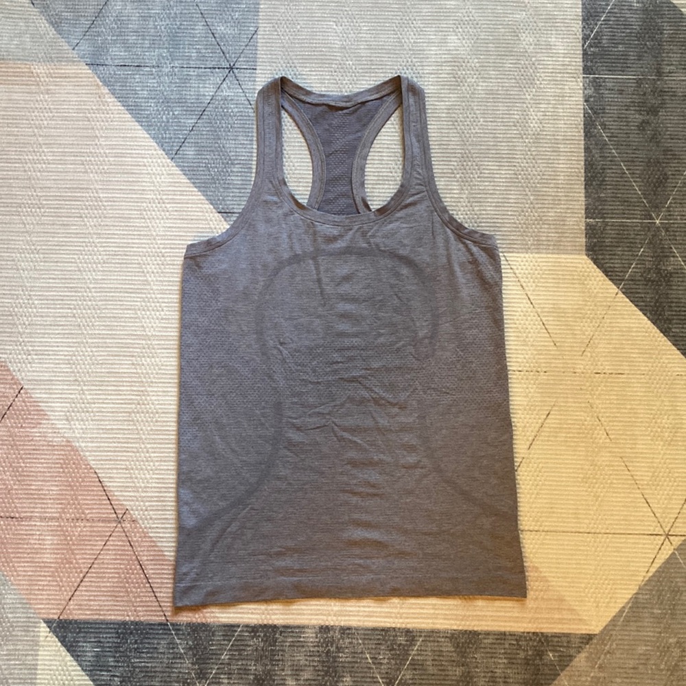 Lululemon Swiftly Tech Racerback Top size 8